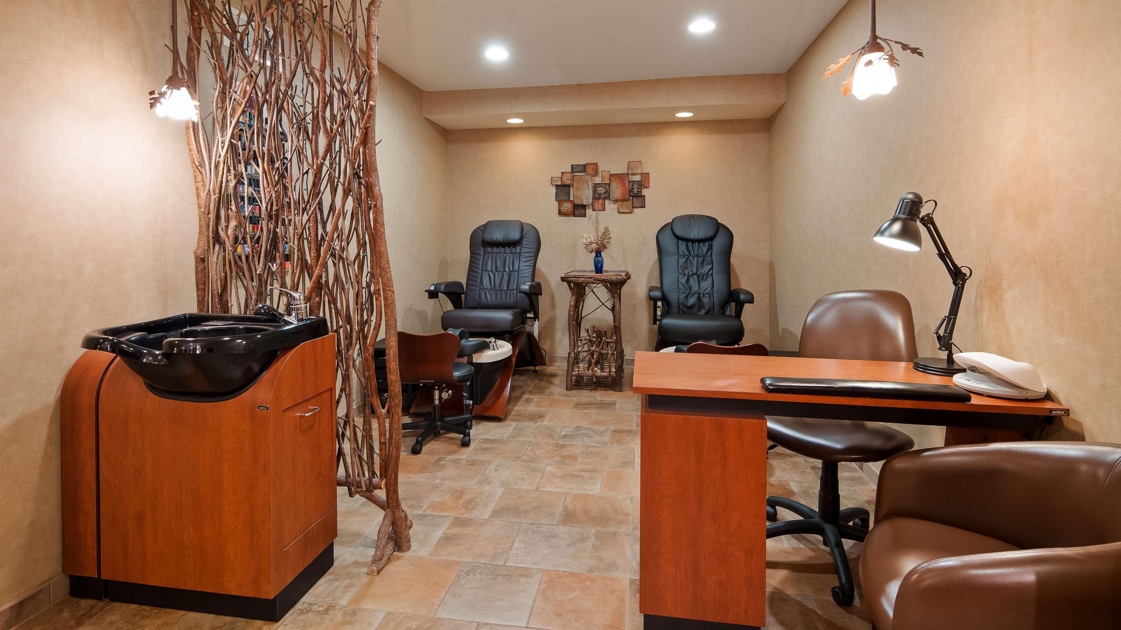 דטרוייט לייקס Best Western Premier The Lodge On Lake Detroit מראה חיצוני תמונה